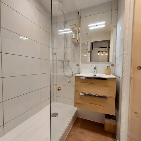 Accessible 4 Pers, Balcon Sud-ouest, Animaux Admis - Fr-1-353-45 Daire